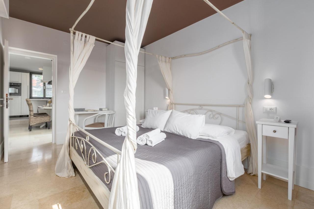 Apartments Bori Πόρετς Εξωτερικό φωτογραφία
