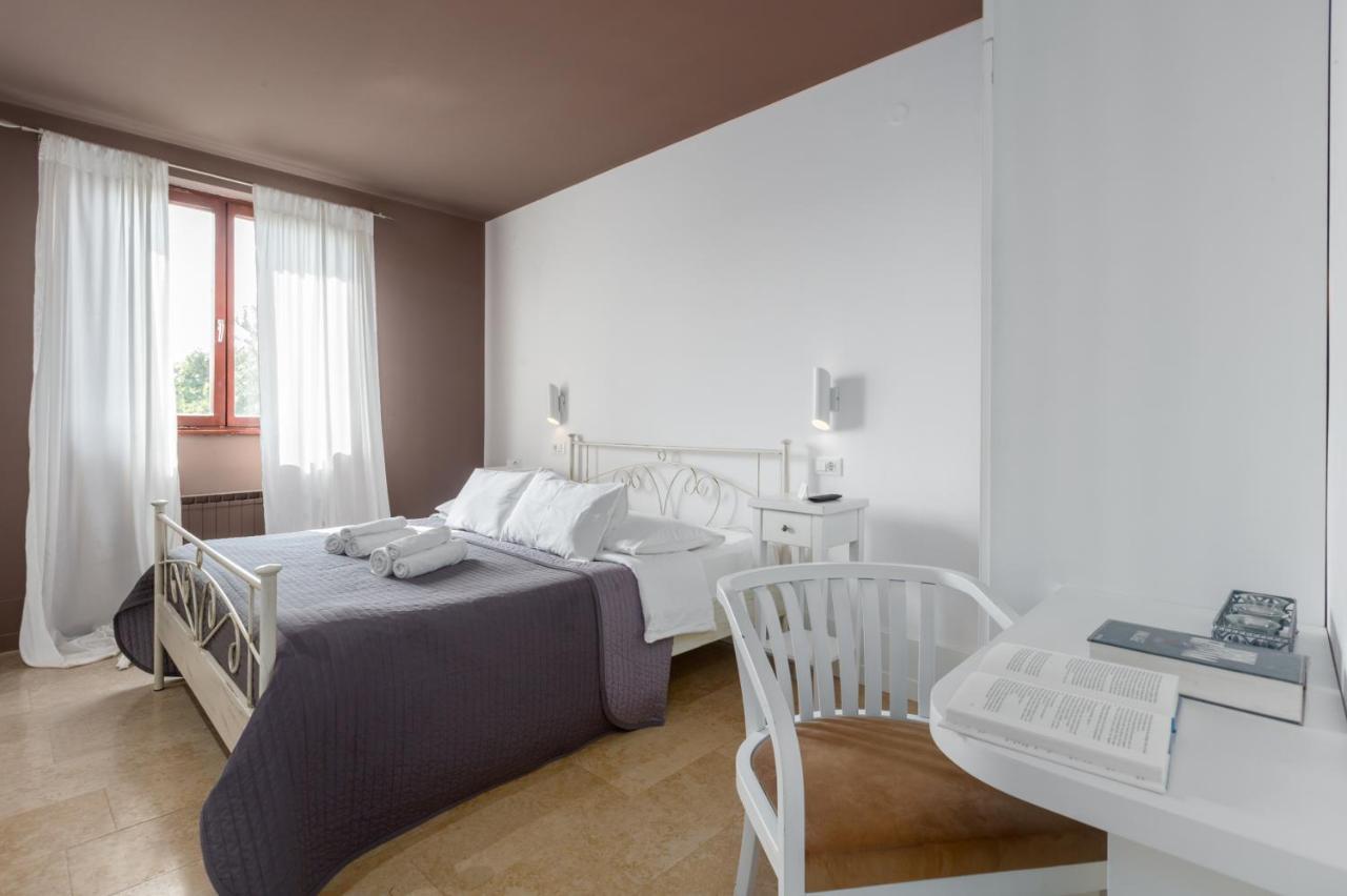 Apartments Bori Πόρετς Εξωτερικό φωτογραφία